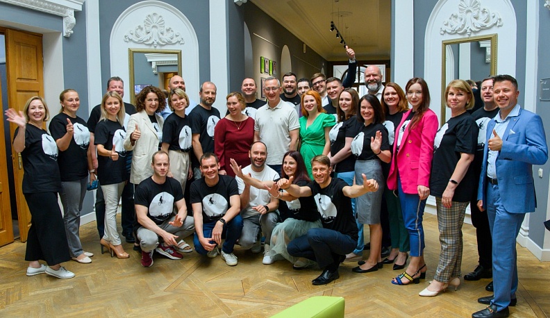 Клуб «Эльбрус» представил Владиславу Шапше актуальные для Калужской области решения в сфере демографии