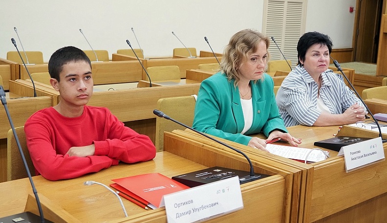 В Калуге обсудили деятельность регионального отделения Движения Первых