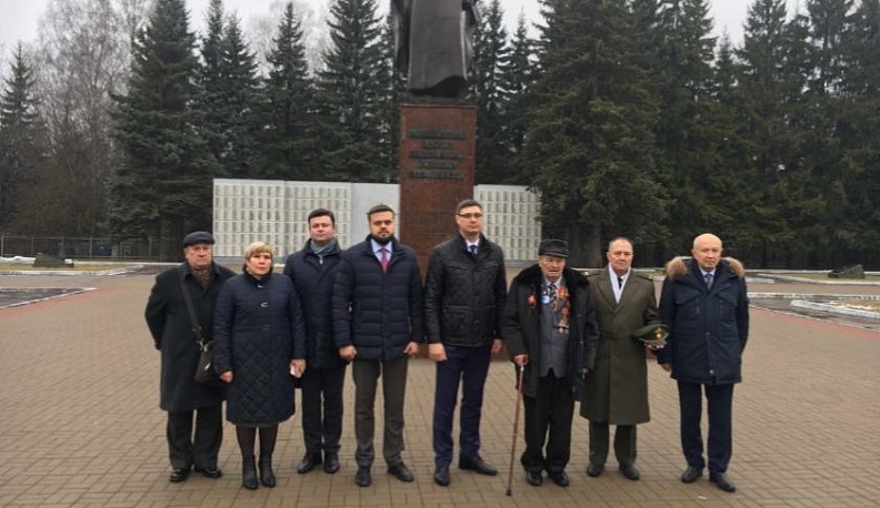 Память героев Великой Отечественной войны почтили в Калуге  