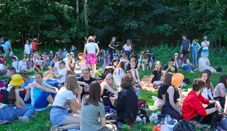 Большинство калужан считают идеальным выходным днём отдых на природе