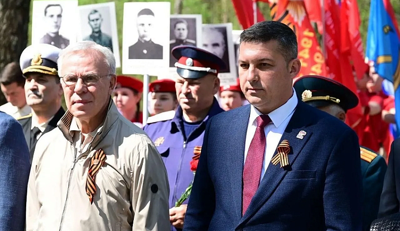 В Малоярославецком округе Вячеслав Фетисов почтил память подольских курсантов 