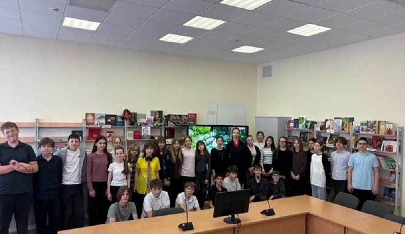 Калужским школьникам напомнили о безопасности на дорогах перед весенними каникулами