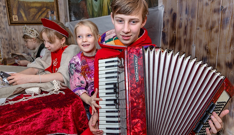 Ниточки общего дела