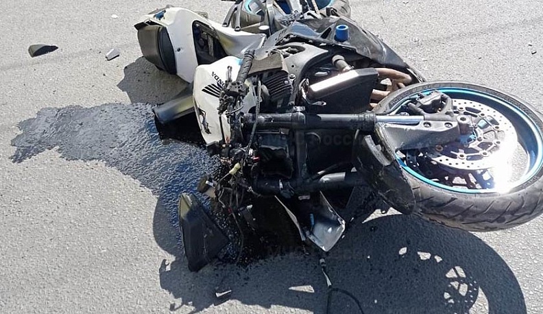 В Калуге легковушка сбила мотоциклиста