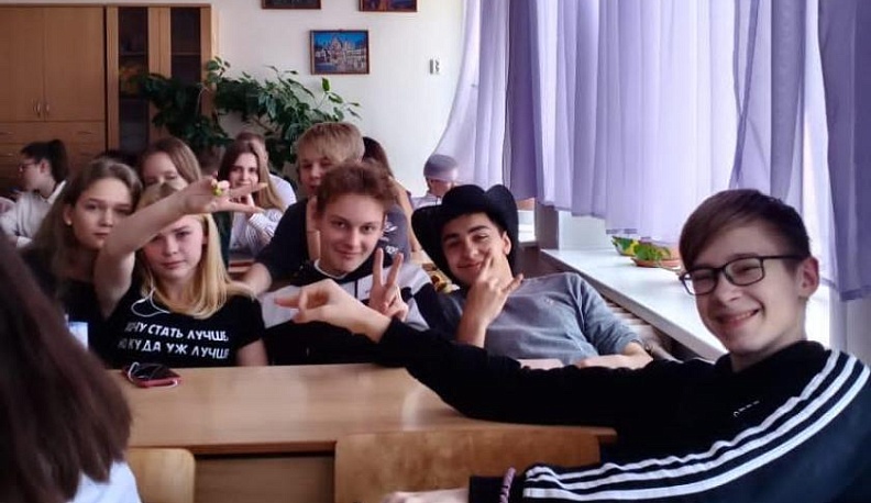 Владислав Шапша поручил возобновить с 16 ноября обучение в школах