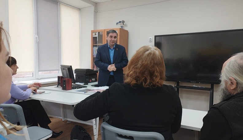 В Калужской области прошла лекция профессора МГУ для учителей и школьников 