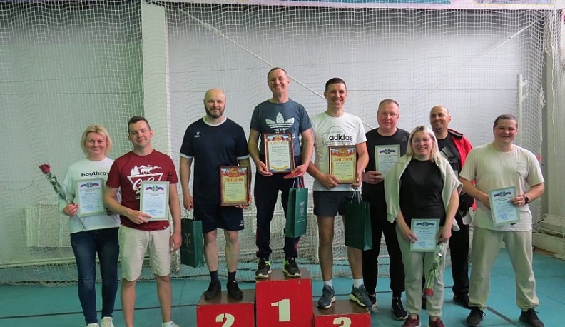 Кировские предприниматели сыграли в настольный теннис