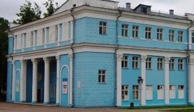 В Людиновском районе отремонтировали дворец