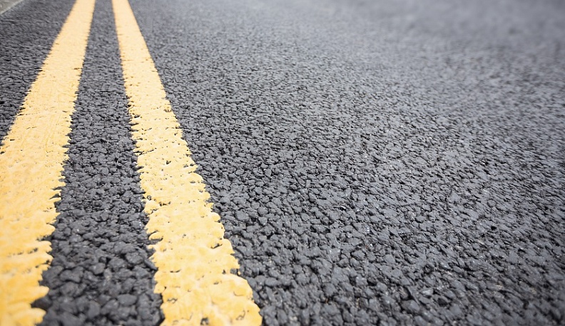 Новые отбойники появились в 8 районах Калужской области в рамках нацпроекта «БКД»