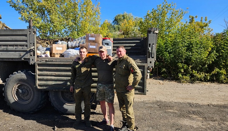 Волонтер из Дзержинского района доставил очередную партию гуманитарного груза в зону СВО