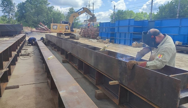 Губернатор поручил активнее вести работы по реконструкции Синих мостов в Калуге