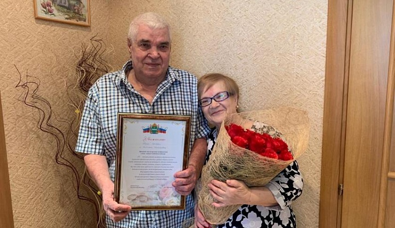 В Обнинске семья отметила «изумрудную» свадьбу