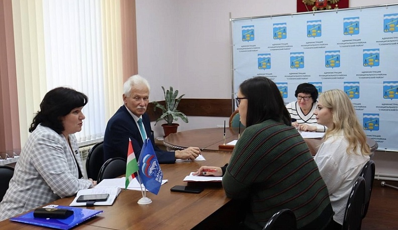 Валентина Авдеева провела личный прием граждан Сухиничей