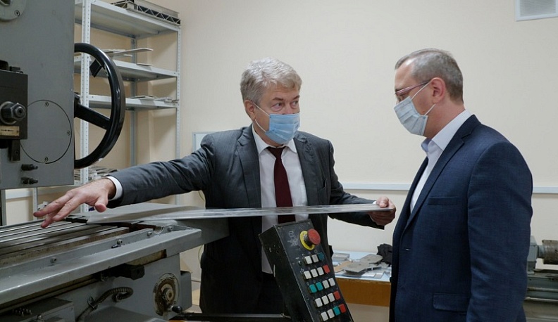 Владислав Шапша поздравил студентов и преподавателей «бауманки» с Днем знаний