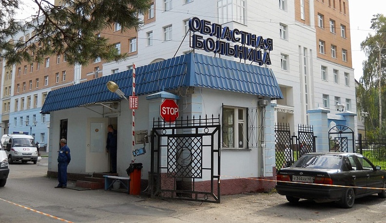 Владислав Шапша рекомендовал главврачу областной больницы найти другую работу