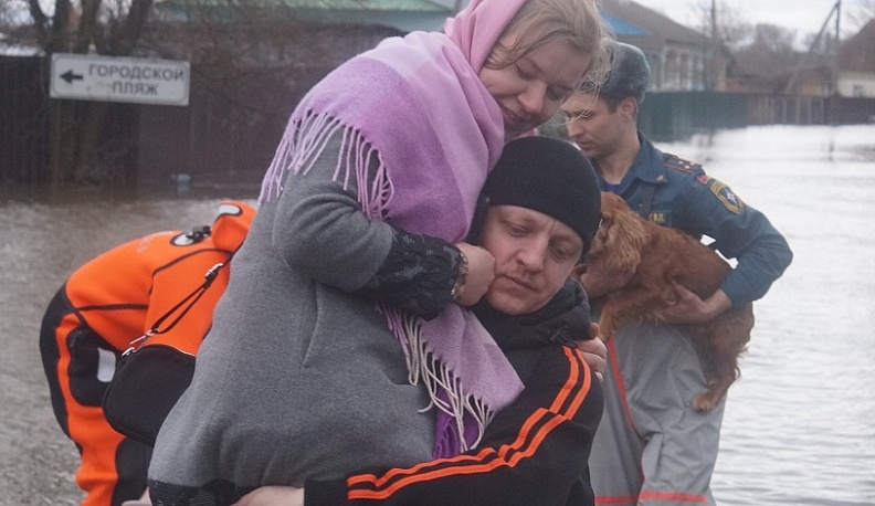 В Козельске отселяют людей из зоны подтопления Жиздры