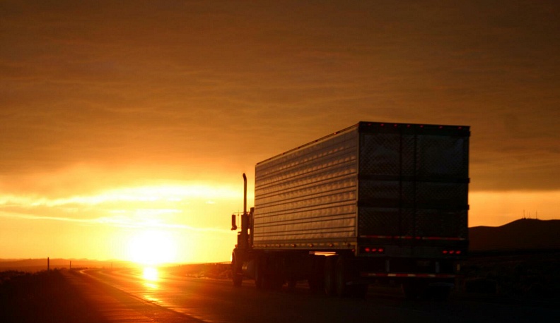 В Малоярославецком районе двое парней угнали грузовик 