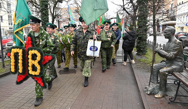 В Калуге открыли памятник «Пограничникам всех поколений»