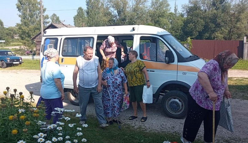 В Кировском районе жителям отдаленных деревень помогают проходить диспансеризацию