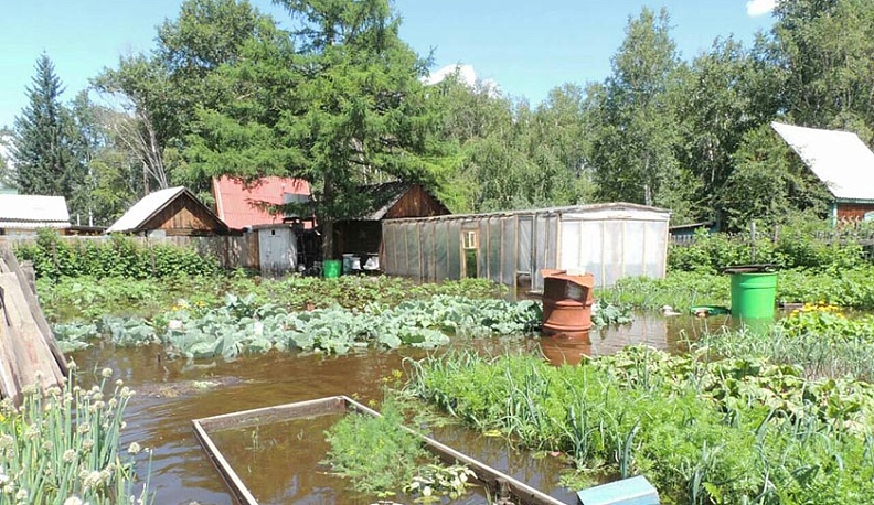 Владислав Шапша контролирует ликвидацию последствий подтоплений в районах