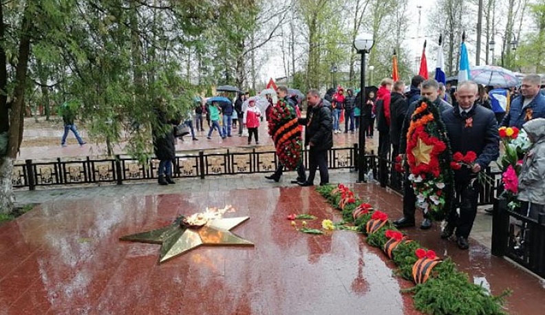 Дмитрий Разумовский в День Победы посетил Ферзиковский район 