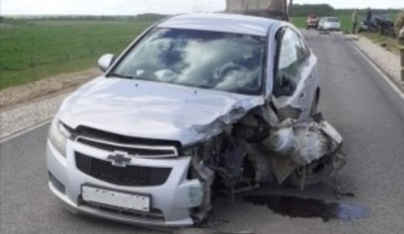 В Сухиничском районе столкнулись "ВАЗ" и "Шевроле"