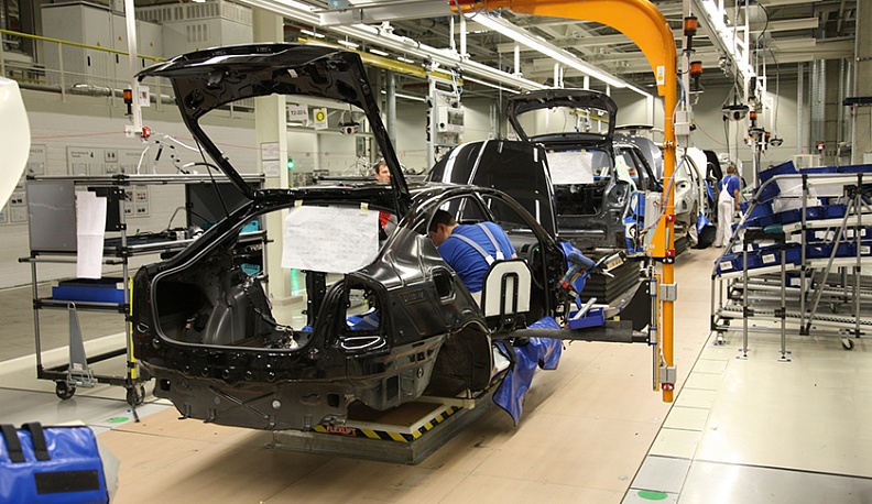 На калужском «Volkswagen» ввели предкарантинный «красный режим»