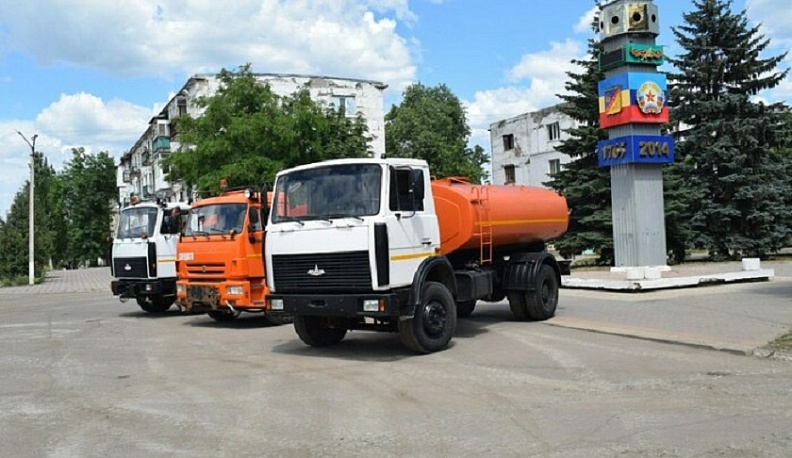 Калужская область передала Луганску коммунальную технику