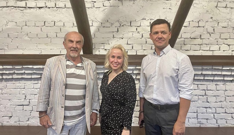 Калужский драмтеатр посетила заместитель министра культуры России