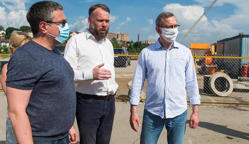 Владислав Шапша проверил ход работ на Яченском водохранилище