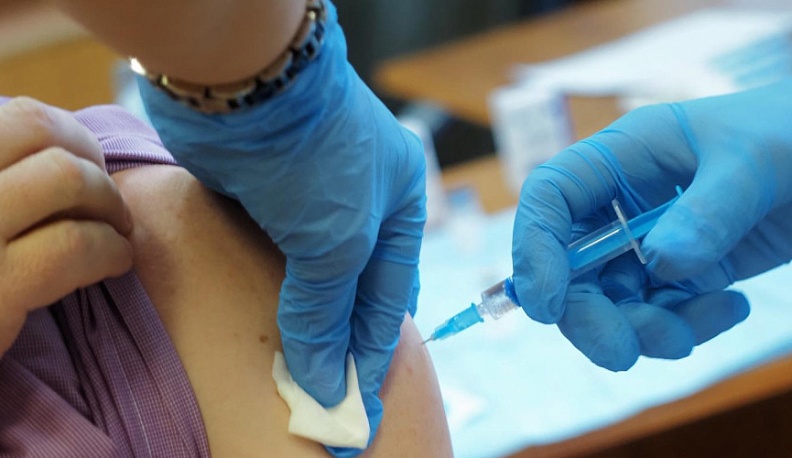 Для жителей Калужской области закупают вакцину от коронавируса