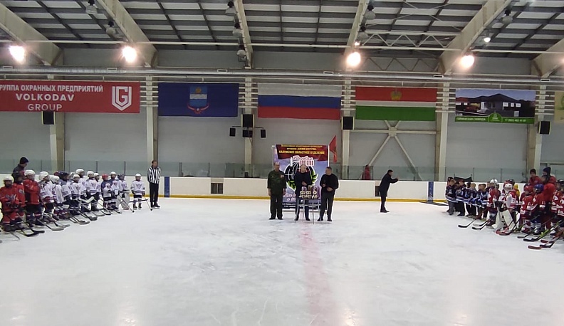 В Калуге завершился межрегиональный детский хоккейный турнир