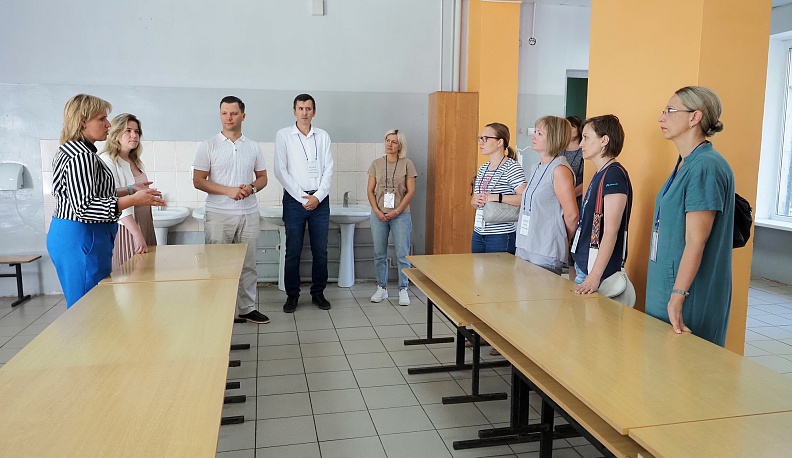 Родители проверили готовность калужской школы №25 к новому учебному году