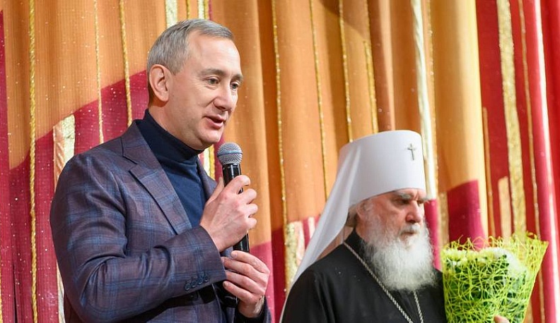 В Калуге открылась епархиальная рождественская ёлка