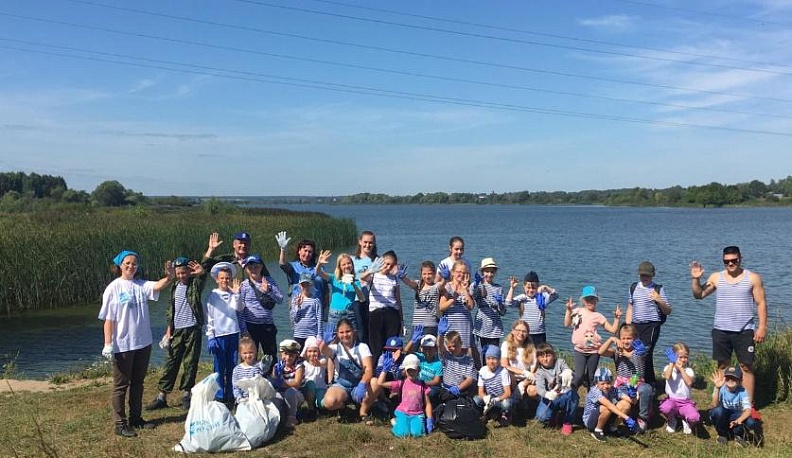 Калужские волонтеры и экологи собрали более 450 мешков мусора.