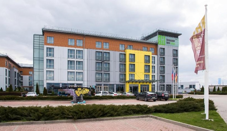 Владислав Шапша поручил поселить калужских медиков в гостиницах «Амбассадор» и «Старгород»