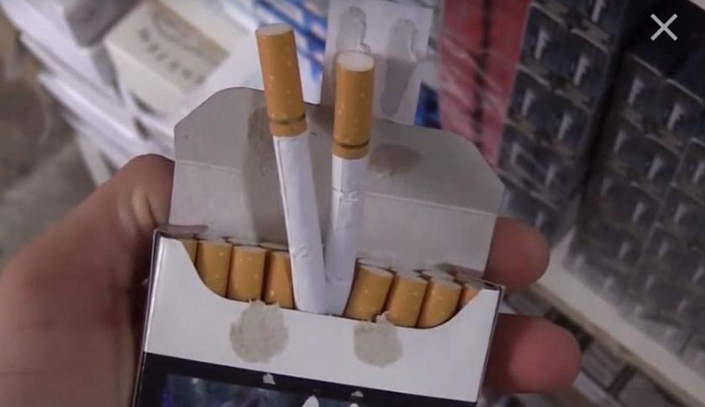 Калужские таможенники изъяли из магазинов 2400 пачек контрафактных сигает 