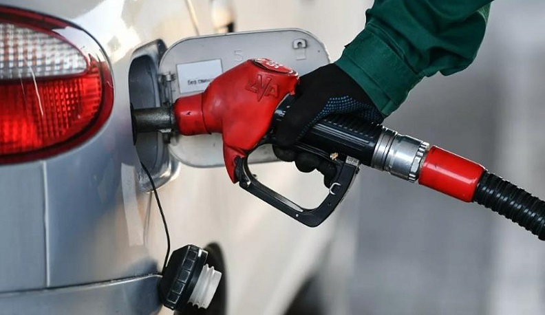 Оптовые цены на бензин выросли на 1,5 процента