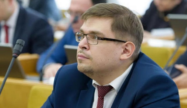 Министр труда и социальной защиты Калужской области Павел Коновалов поздравил своих коллег