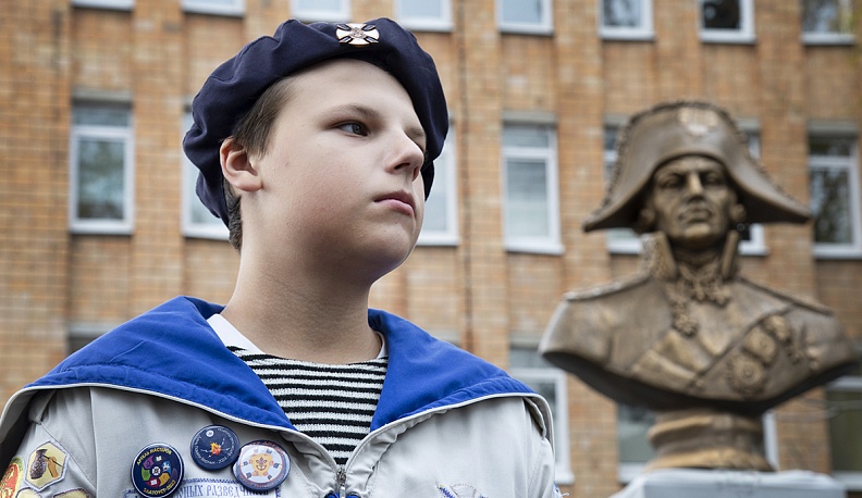 В столице региона открыли  памятник-бюст великому российскому флотоводцу Фёдору Ушакову 