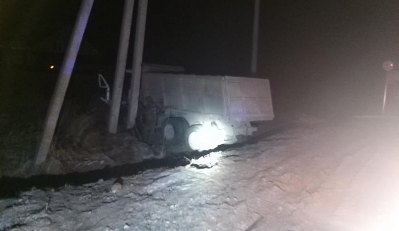 Под Тарусой произошло жесткое ДТП с самосвалом