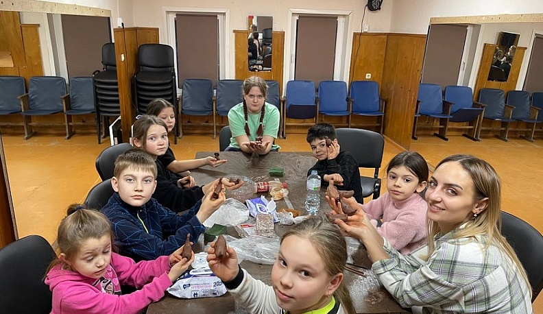 В Авчурине проходят бесплатные тематические мастер-классы