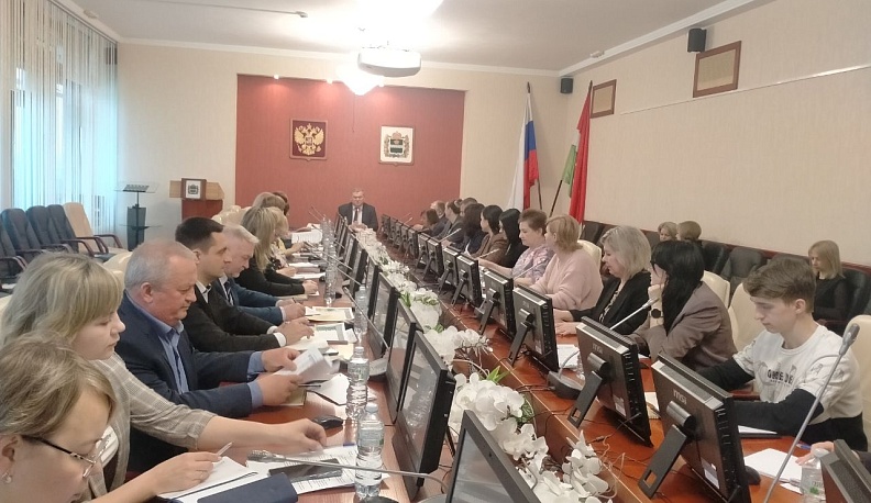 В Калуге обсудили реализацию в области приоритетов государственной национальной политики