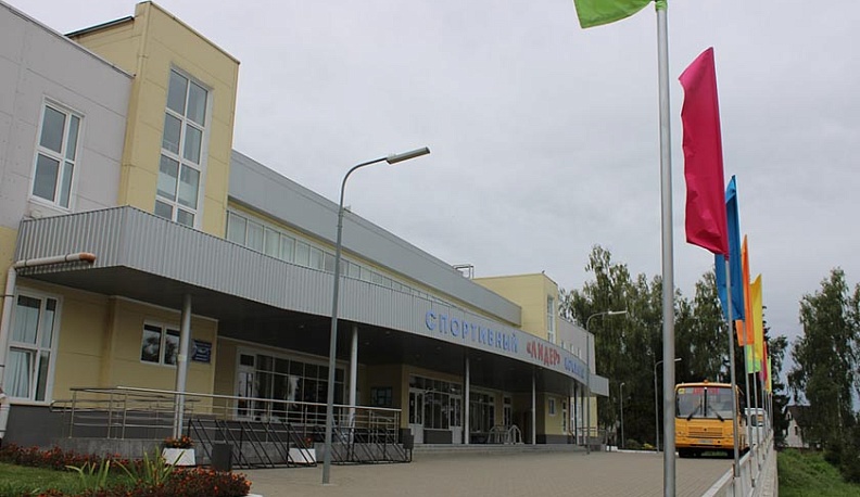 Владислав Шапша побывал на Лопатинской птицефабрике