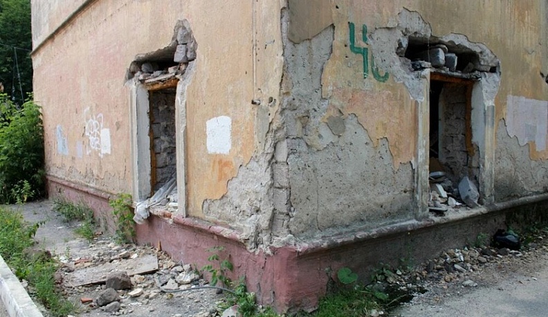 В Калуге снесут аварийный дом на улице Пухова