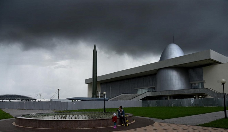 Калужан снова предупреждают о ливне и грозе с градом