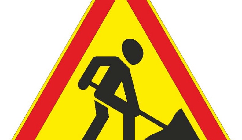 Дорогу в Дзержинском районе отремонтируют в срок