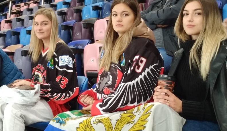 В Калуге открыли хоккейный турнир памяти тренера Сергея Литвинова  