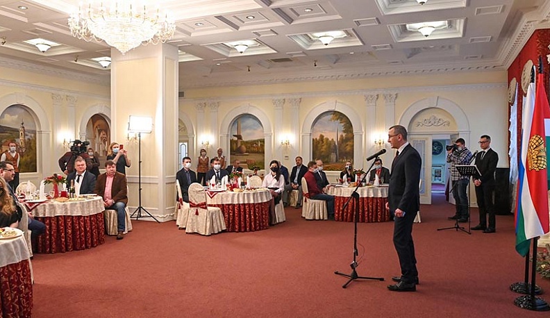 Стали известны имена победителей губернаторских журналистских конкурсов