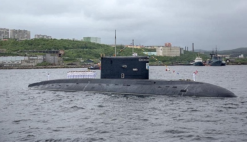 Губернатор Владислав Шапша поздравил всех причастных к Северному флоту с праздником